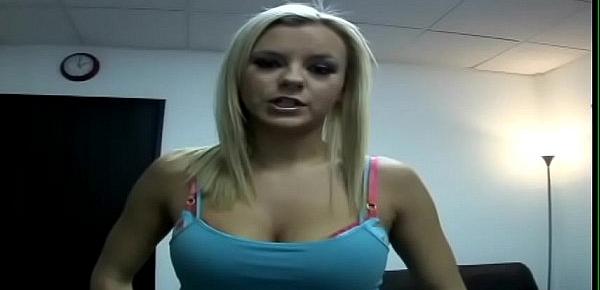  Young blonde girl of a certain determination and f. Bree Olson came to the special agency to try herself in the adult business